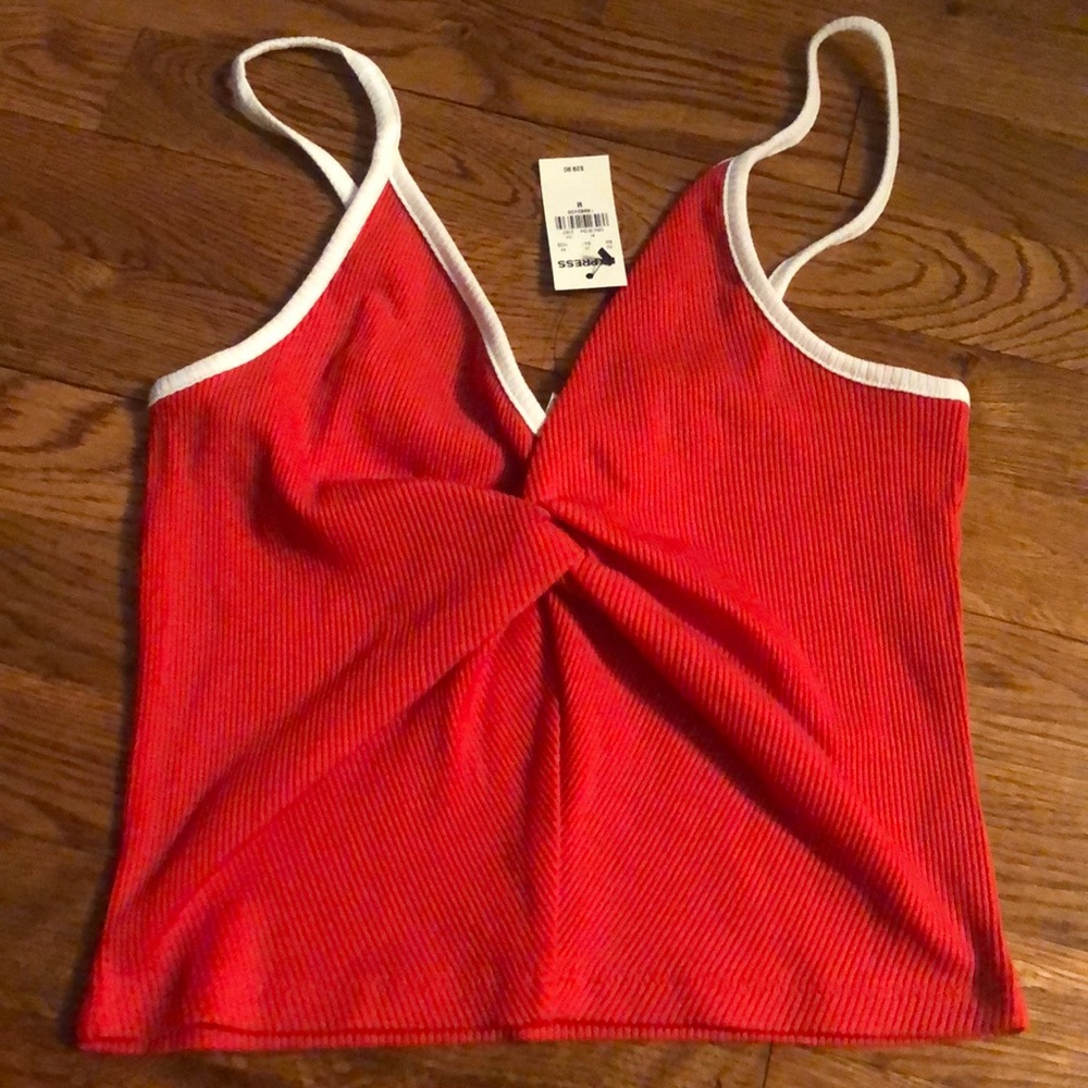NWT Express Crop Tank